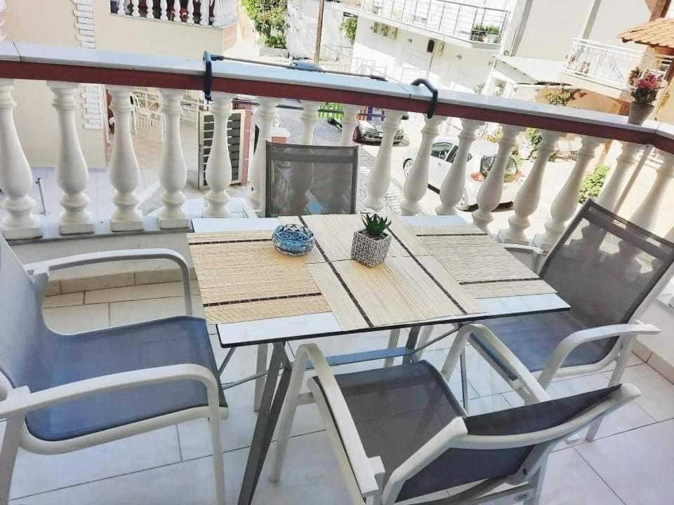 Petros House Aparthotel Sarti Exterior photo